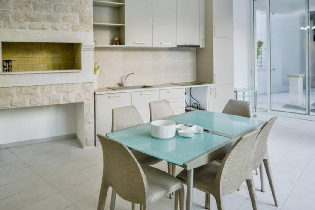 Apartments Vuksic Sveti Stefan Eksteriør billede