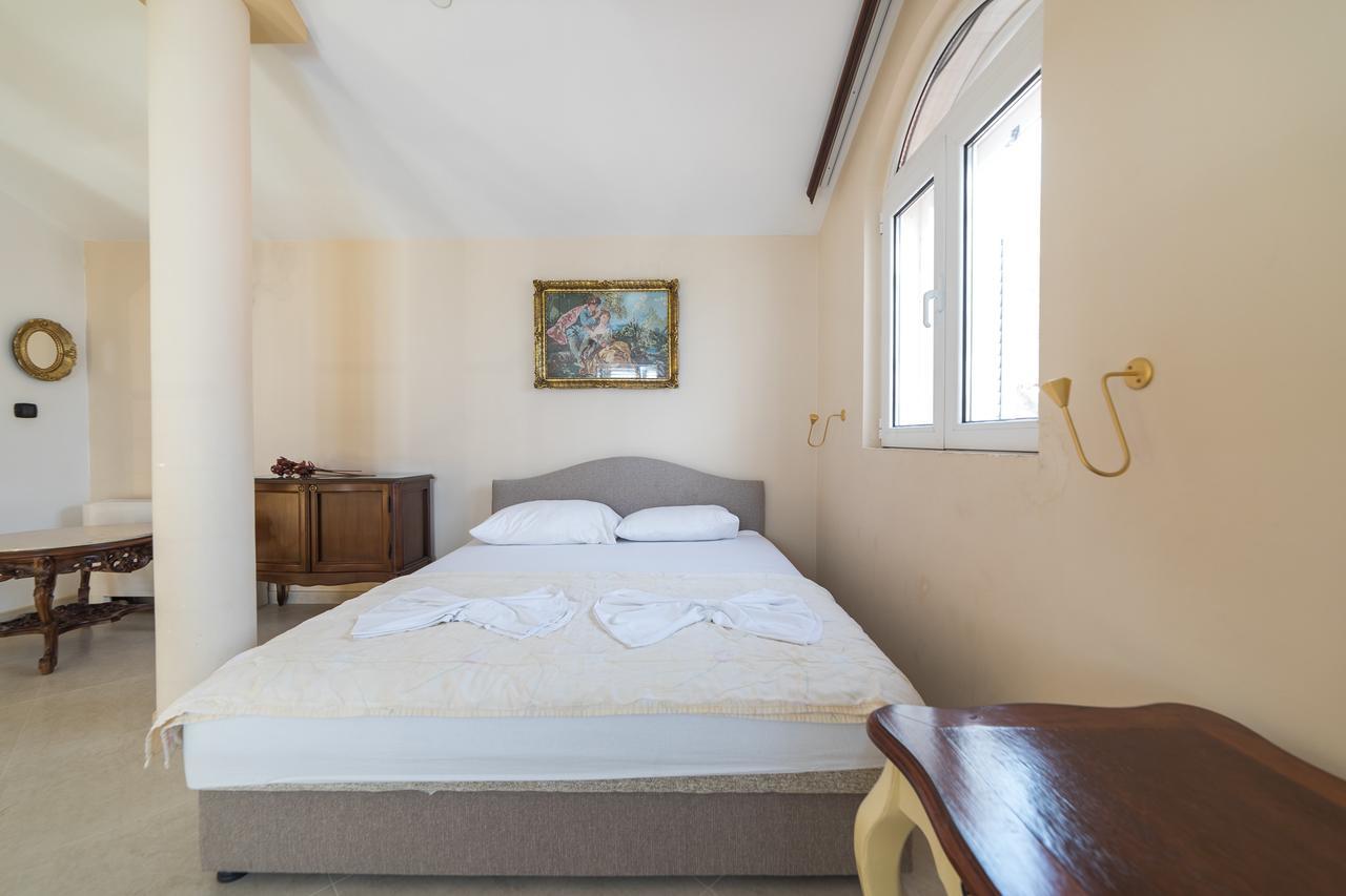 Apartments Vuksic Sveti Stefan Eksteriør billede